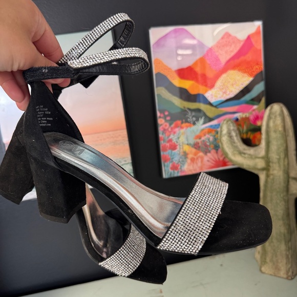 Chelsea Moreland C&M | black diamond studded heels | 8 - Picture 1 of 5